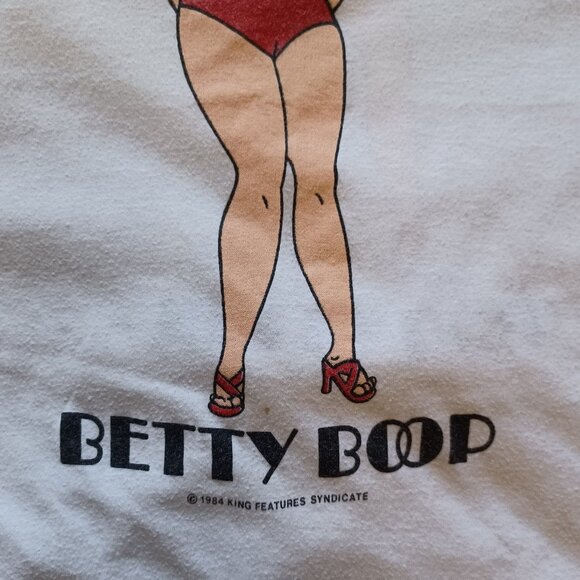 1984 Sneakers King Features Betty Boop Double-Sided White T-Shirt Adult M - Picture 4 of 13